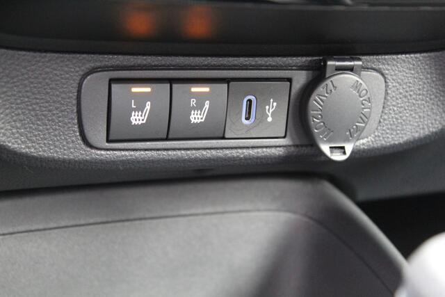 Toyota AYGO X 1.0 VVT-i First Automaat | Rijklaar | Stoelverwarming | Clima | Apple/Android | Camera | LED
