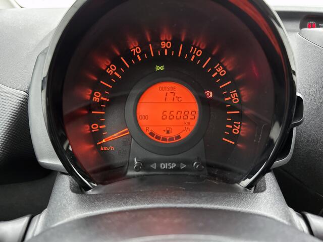 Toyota AYGO 1.0 VVT-i x-fun | Airco | Centrale vergrendeling |