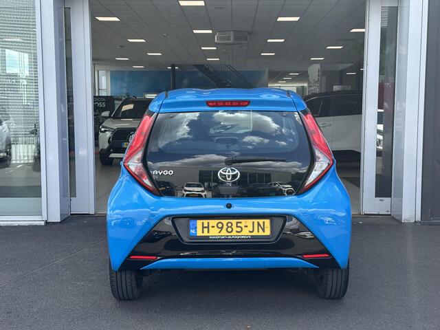 Toyota AYGO 1.0 VVT-i x-play Apple Android carplay | Airco | Parkeercamera