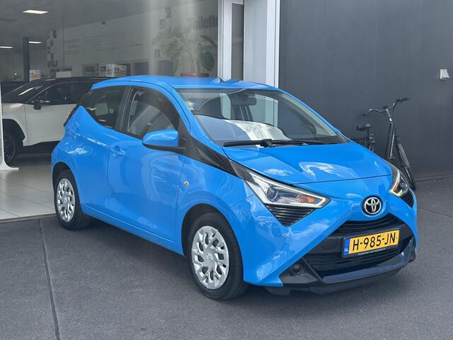 Toyota AYGO 1.0 VVT-i x-play Apple Android carplay | Airco | Parkeercamera