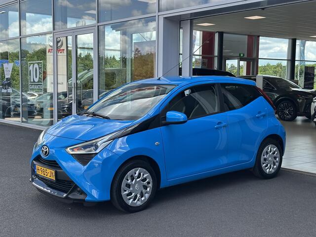Toyota AYGO 1.0 VVT-i x-play Apple Android carplay | Airco | Parkeercamera