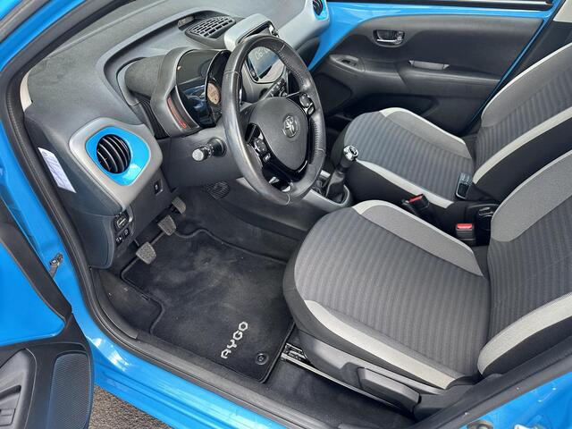 Toyota AYGO 1.0 VVT-i x-play Apple Android carplay | Airco | Parkeercamera