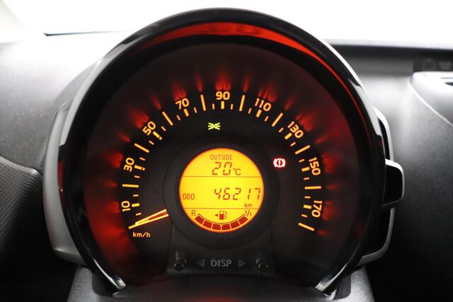 Toyota AYGO 1.0 VVT-i x-now | Airco | Bluetooth telefonie en muziek streaming |