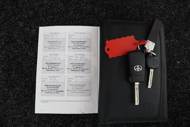 Toyota AYGO 1.0 VVT-i x-now | Airco | Bluetooth telefonie en muziek streaming |