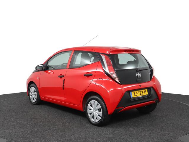 Toyota AYGO 1.0 VVT-i x-now | Airco | Bluetooth telefonie en muziek streaming |