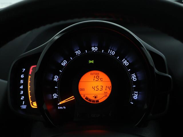 Toyota AYGO 1.0 VVT-i x-play