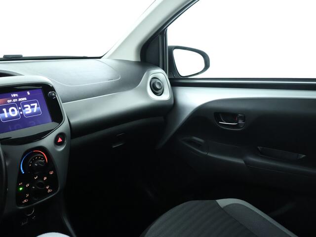 Toyota AYGO 1.0 VVT-i x-play