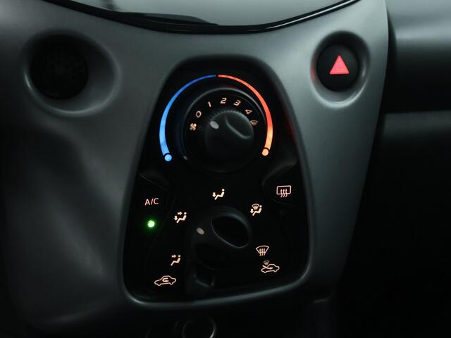 Toyota AYGO 1.0 VVT-i x-play