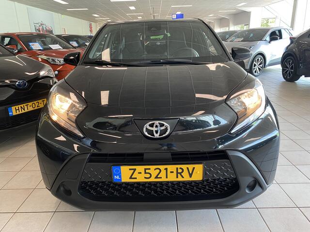 Toyota AYGO X 1.0 VVT-i MT Play