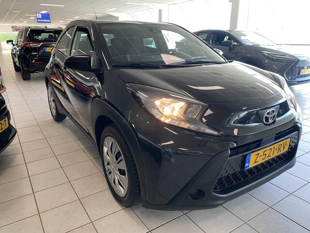 Toyota AYGO X 1.0 VVT-i MT Play