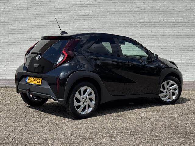 Toyota AYGO X 1.0 VVT-i MT first / Afn. Trekhaak / Camera / Apple Carplay & Android Auto / DAB / LED / Elektrische Ramen / Centrale Vergrendeling /