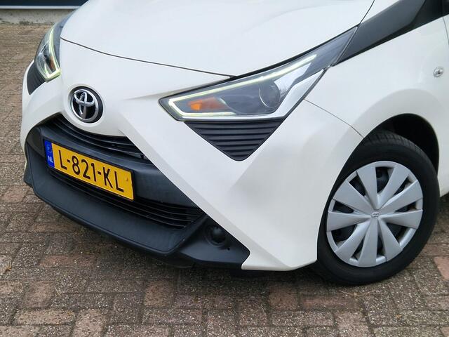 Toyota AYGO 1.0 VVT-i x-fun