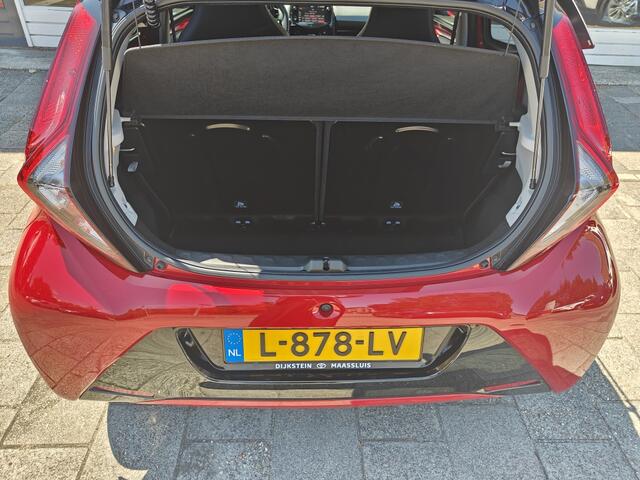 Toyota AYGO 1.0 VVT-i x-clusiv