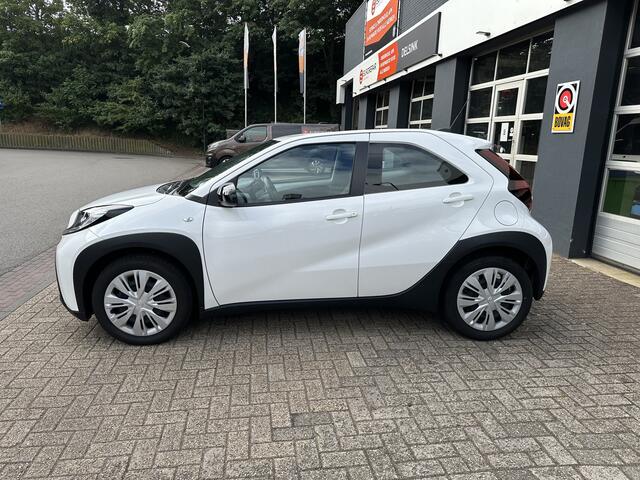 Toyota AYGO X 1.0 VVT-i S-CVT Play Automaat All-in Prijs Airco/Cruise/Carplay/Android auto/Camera