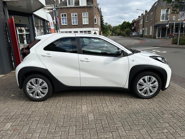 Toyota AYGO X 1.0 VVT-i S-CVT Play Automaat All-in Prijs Airco/Cruise/Carplay/Android auto/Camera
