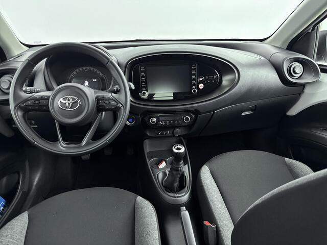 Toyota AYGO X 1.0 VVT-i MT Play | Voorstoelen Verwarmd | Airco | Apple Carplay/Android Auto | Cruise Control Adaptief | Rijstrooksensor Met Correctie |