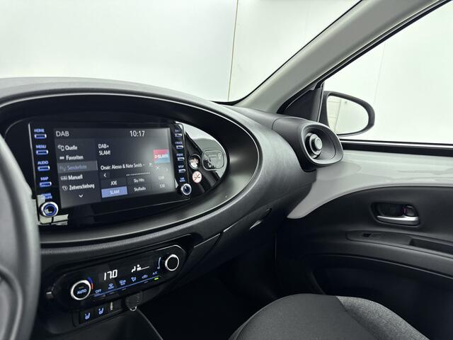Toyota AYGO X 1.0 VVT-i MT Play | Voorstoelen Verwarmd | Airco | Apple Carplay/Android Auto | Cruise Control Adaptief | Rijstrooksensor Met Correctie |