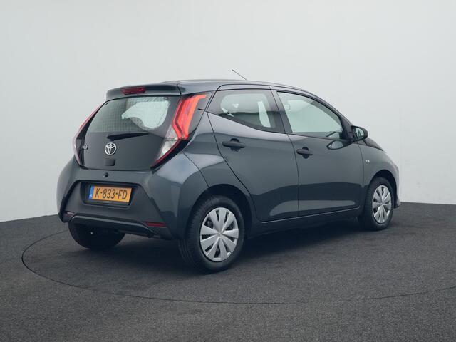 Toyota AYGO 1.0 VVT-i x-fun