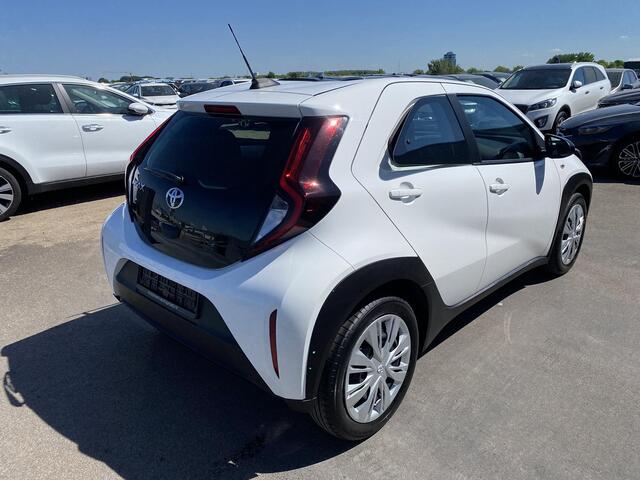 Toyota AYGO X 1.0 VVT-i S-CVT Play Automaat, AppleCarPlay/Android Auto Navigatie, Achteruitrij camera, Airconditioning, Adaptieve cruise control