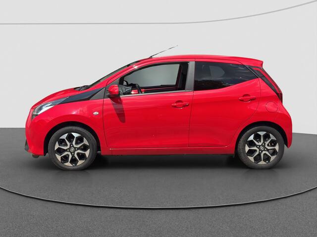 Toyota AYGO 1.0 VVT-i x-first | Apple Carplay | Camera