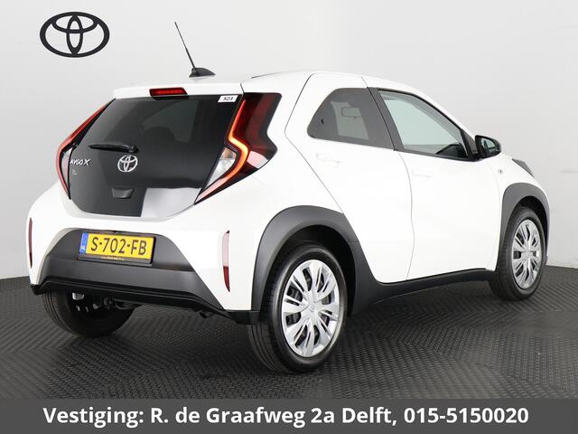 Toyota AYGO X 1.0 VVT-i MT Play | 1e eigenaar | Apple Carplay & AndroidAUTO | Privacy Glass | Camera |