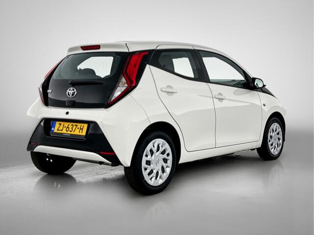 Toyota AYGO 1.0 VVT-i x-play limited | Airco | Camera | Apple Carplay/Android Auto |