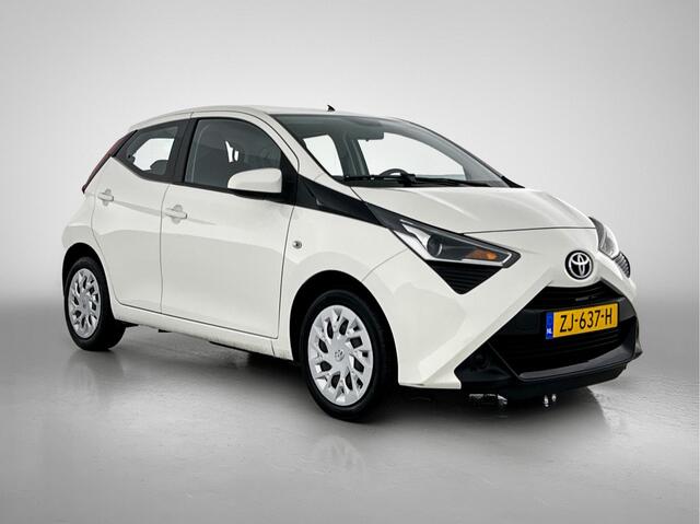 Toyota AYGO 1.0 VVT-i x-play limited | Airco | Camera | Apple Carplay/Android Auto |