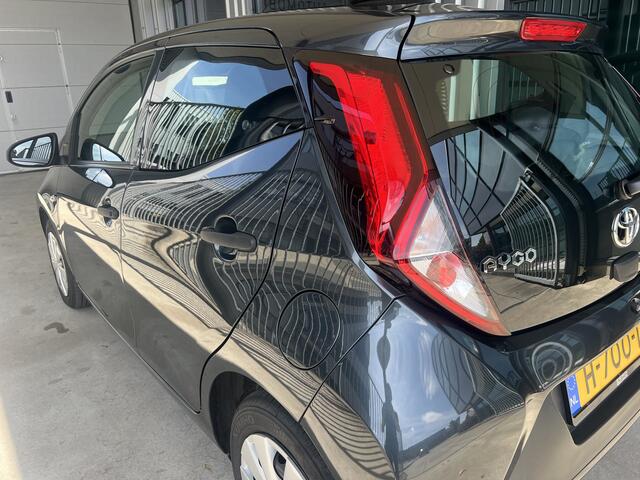 Toyota AYGO 1.0 VVT-i x-fun 5 Deurs | AIRCO | BLUETOOTH