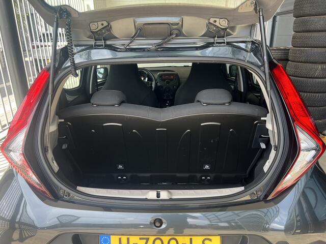 Toyota AYGO 1.0 VVT-i x-fun 5 Deurs | AIRCO | BLUETOOTH