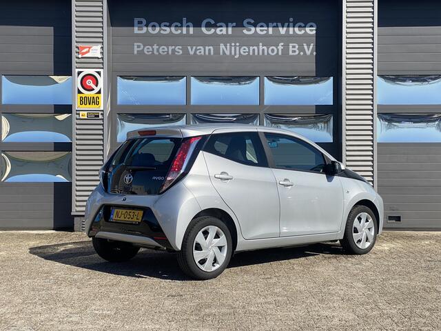 Toyota AYGO 1.0 VVT-i x-play AIRCO 0NAVIGATIE CRUISE BLUETOOTH LED CAMERA 57DKM