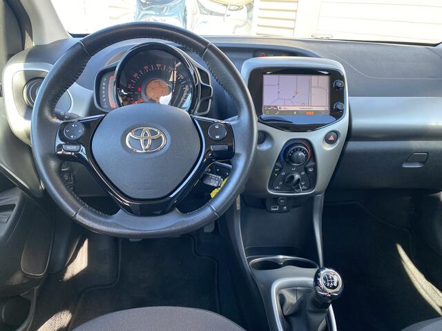 Toyota AYGO 1.0 VVT-i x-play AIRCO 0NAVIGATIE CRUISE BLUETOOTH LED CAMERA 57DKM