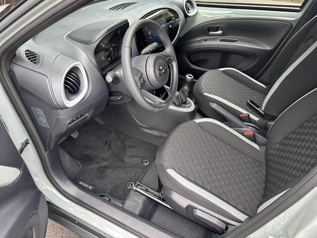 Toyota AYGO X 1.0 VVT-i MT Pulse NIEUW! Direct leverbaar! ¤ 1000,- inruilpremie!!