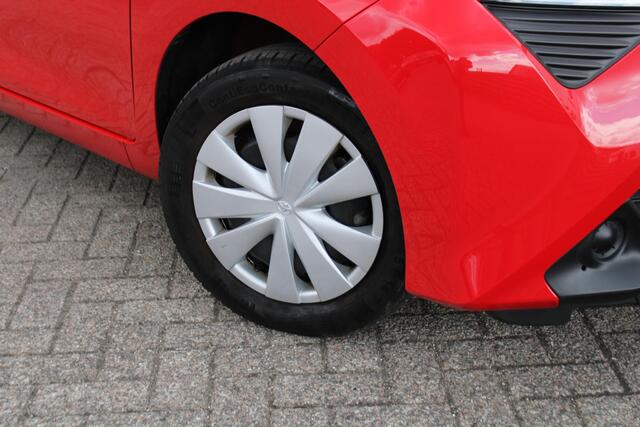 Toyota AYGO 1.0 VVT-i x-fun , 1e Eigenaar en Dealer onderhouden