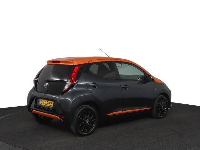 Toyota AYGO 1.0 VVT-i x-JBL | Climate control | Achteruitrijcamera | Lichtmetalen velgen |