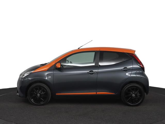 Toyota AYGO 1.0 VVT-i x-JBL | Climate control | Achteruitrijcamera | Lichtmetalen velgen |