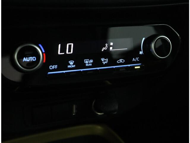 Toyota AYGO X 1.0 VVT-i S-CVT Pulse | Adaptive cruise control | Climate control | Automaat |