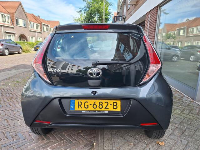 Toyota AYGO 1.0 VVT-i X-Fun 5Drs /66.000 Km/Airco/Bluetooth/Led/Garantie