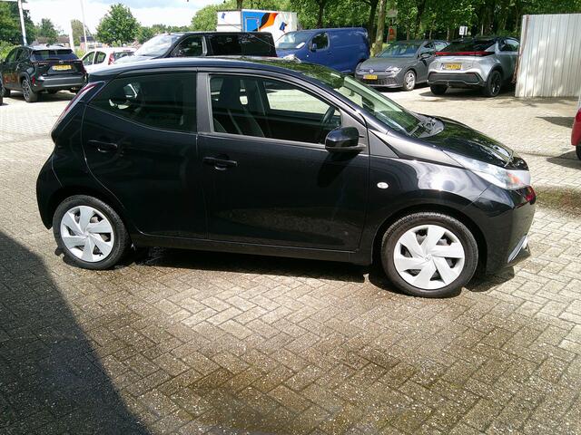 Toyota AYGO 1.0 VVT-i x-play Trekhaak