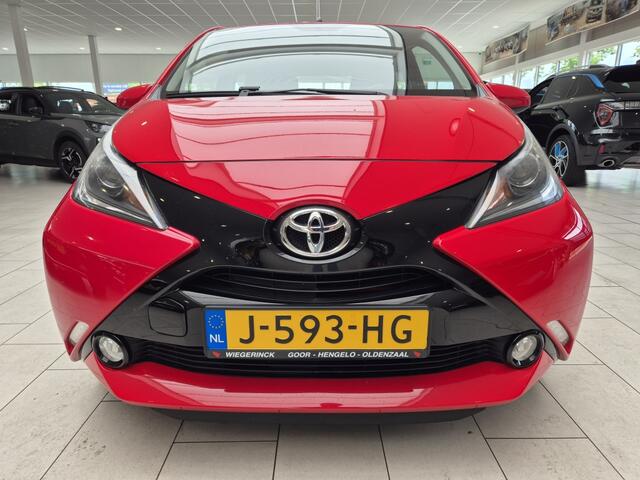 Toyota AYGO 1.0 VVT-i x-wave [CAMERA| ALLSEASON| NAVI| AIRCO]