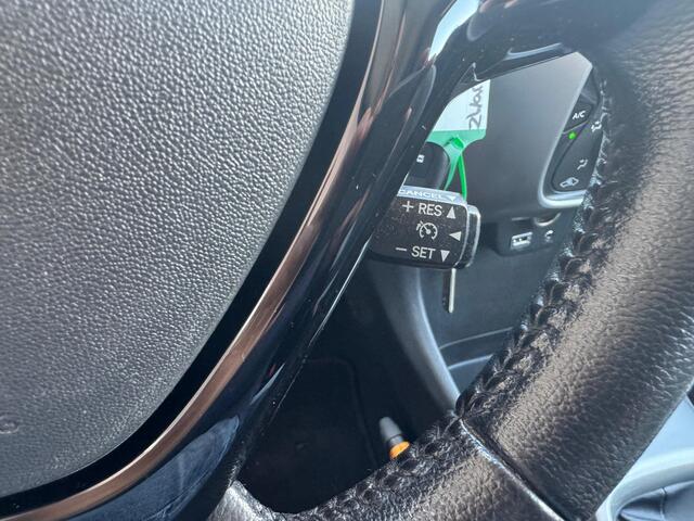 Toyota AYGO 1.0 VVT-i x-play NAVI | AIRCO | 5 DEURS