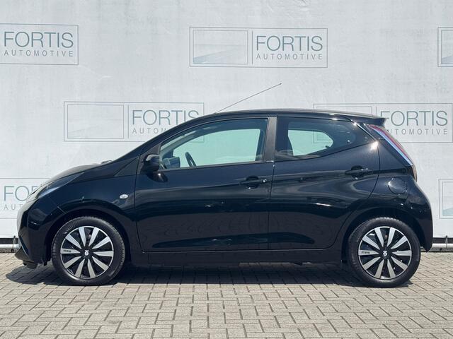 Toyota AYGO 1.0 VVT-i x-play NAVI | AIRCO | 5 DEURS