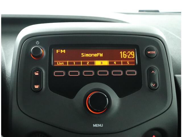 Toyota AYGO 1.0 VVT-i x-fun | Airconditioning | Bluetooth telefonie | CDV op afstand |
