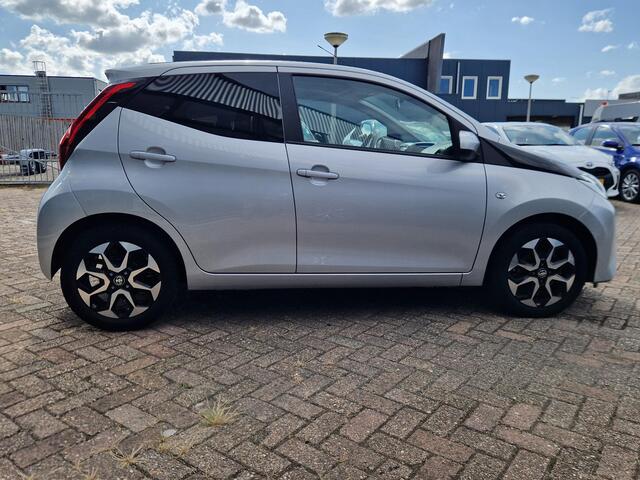 Toyota AYGO 1.0 VVT-i x-joy cabrio Slechts 21.652 KM!
