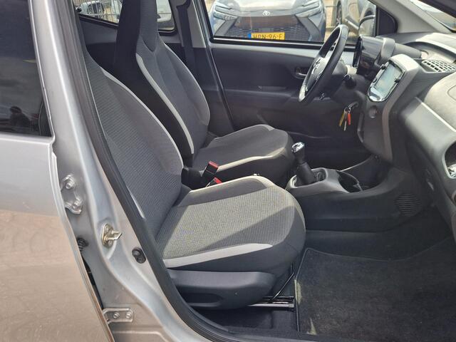 Toyota AYGO 1.0 VVT-i x-joy cabrio Slechts 21.652 KM!