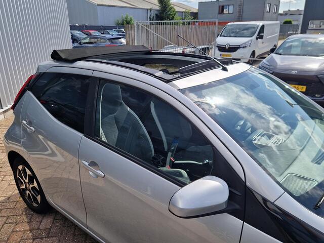 Toyota AYGO 1.0 VVT-i x-joy cabrio Slechts 21.652 KM!