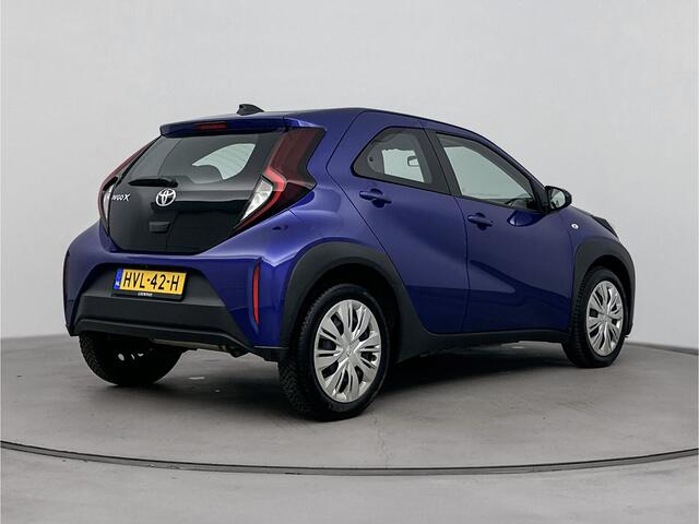 Toyota AYGO X 1.0 VVT-i MT Play Limited