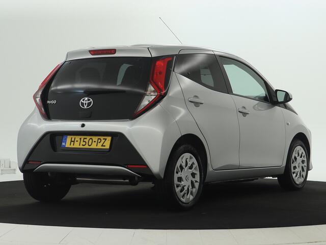 Toyota AYGO 1.0 VVT-i X-Play | Apple CarPlay | Android Auto |