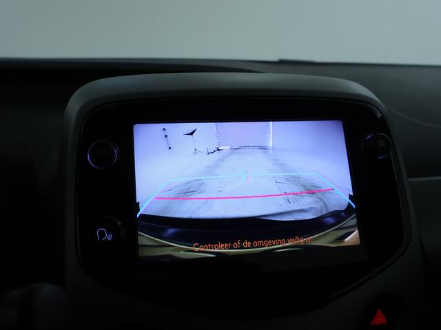 Toyota AYGO 1.0 VVT-i X-Play | Apple CarPlay | Android Auto |