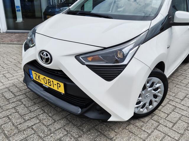 Toyota AYGO 1.0 VVT-i x-play limited | El. Vouwdak | Android Auto, Apple Car
