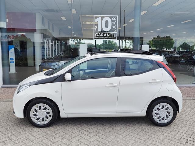 Toyota AYGO 1.0 VVT-i x-play limited | El. Vouwdak | Android Auto, Apple Car